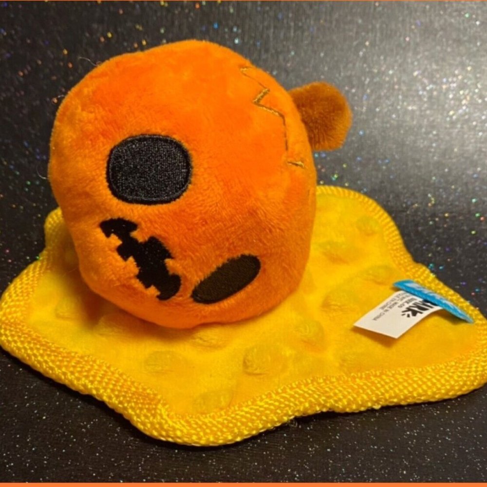 BARK BOX Small Pumpkin Dog Toy SMASHING PUPKIN Halloween‎ Crinkle Squeaker 🎃